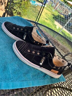 Black Casual Slip-On Canvas Sneakers for Women
